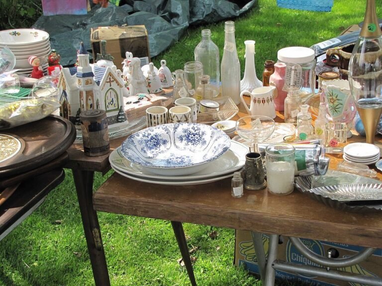 Estate Sale Taxes: What Heirs and Companies Owe